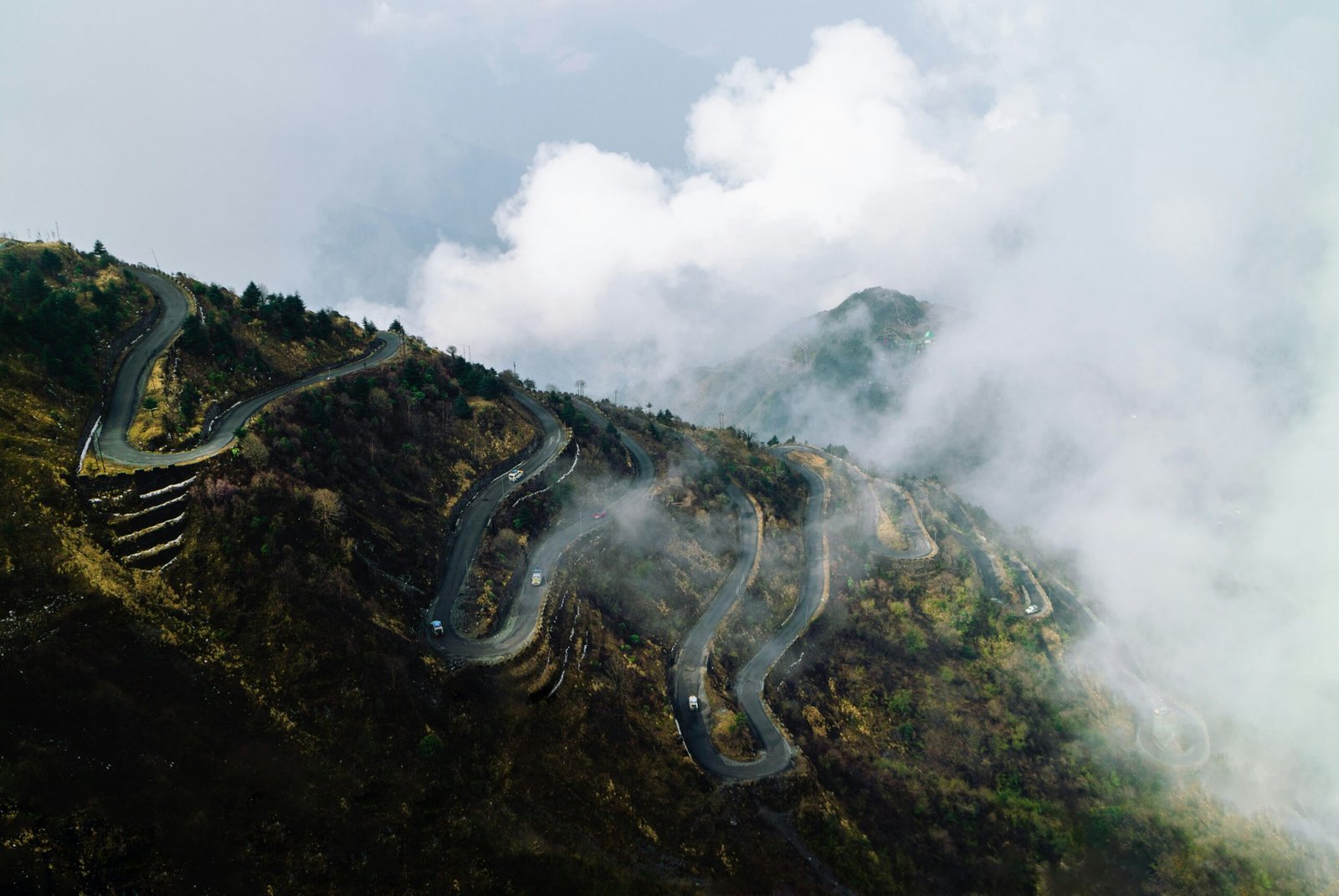 Hairpin mountain road in India, the kind of drive that separates a good India tour driver from an average one